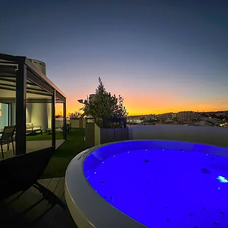 Luxury Penthouse Private Jacuzzi, Lägenhet