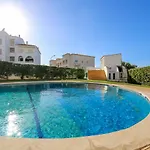 Luxury Penthouse Private Jacuzzi, شقة