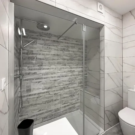 Luxury Penthouse Private Jacuzzi, *