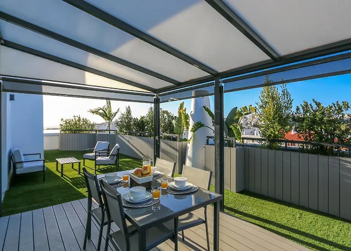 Διαμέρισμα Luxury Penthouse Private Jacuzzi, Αλμπουφέιρα