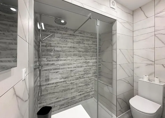 Luxury Penthouse Private Jacuzzi, *