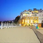 Apartment Luxury Penthouse Private Jacuzzi, Albufeira