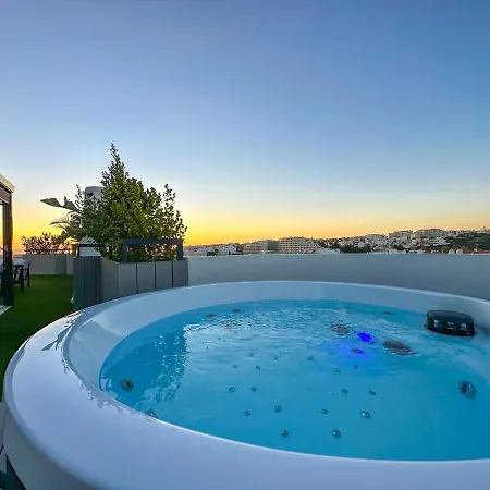 Apartment Luxury Penthouse Private Jacuzzi, *