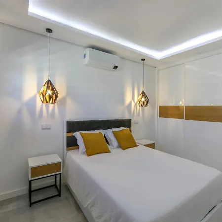 Apartment Luxury Penthouse Private Jacuzzi,