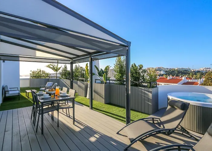 Luxury Penthouse Private Jacuzzi, *